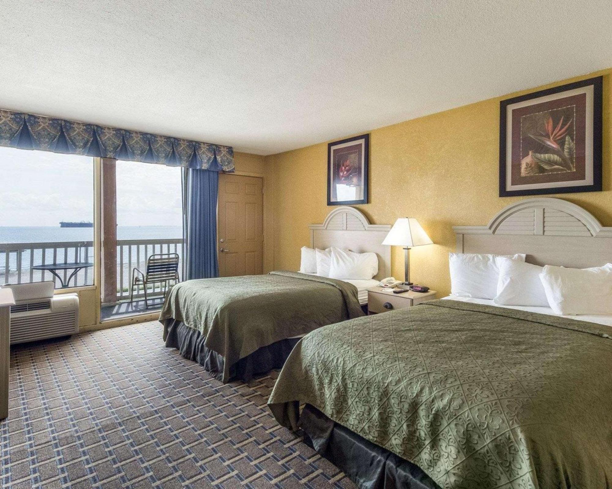 Quality Inn & Suites On The Beach Корпус-Кристи Экстерьер фото